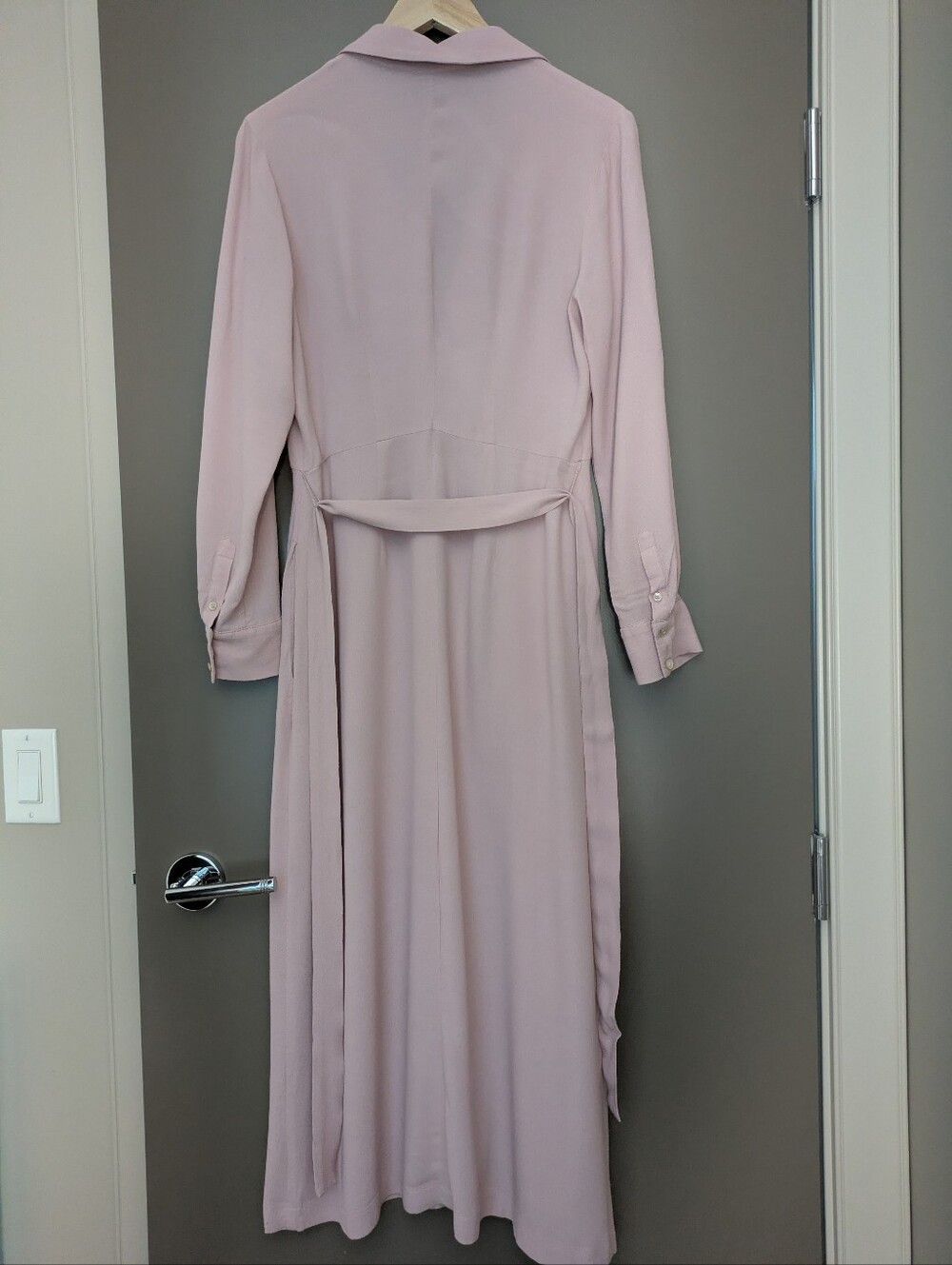 Wilfred Blush Pink Button Front Midi Dress Size Medium Long Sleeve Shirt Dress - Picture 3 of 11